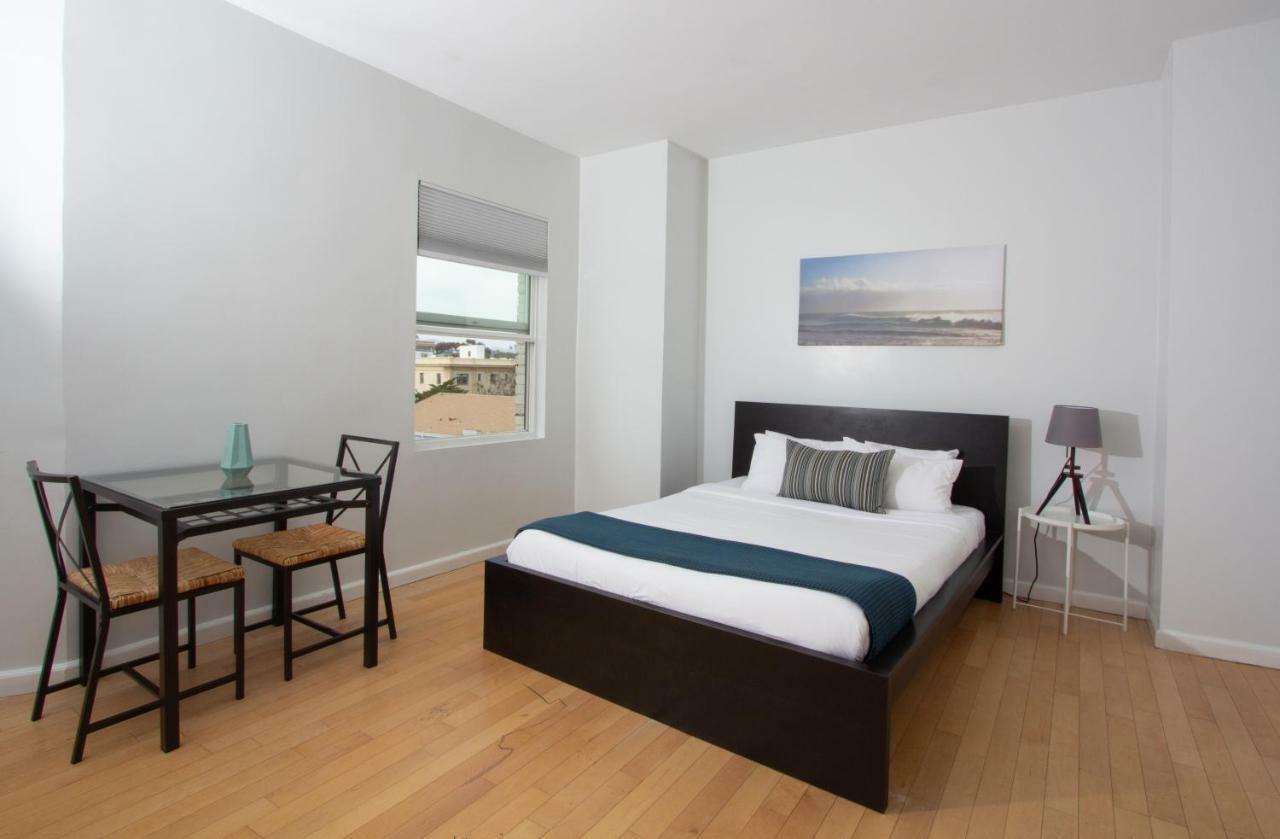 Air Venice On The Hotel 3*